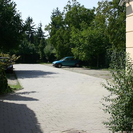 P4W Hotel Residence Szombathely Luaran gambar