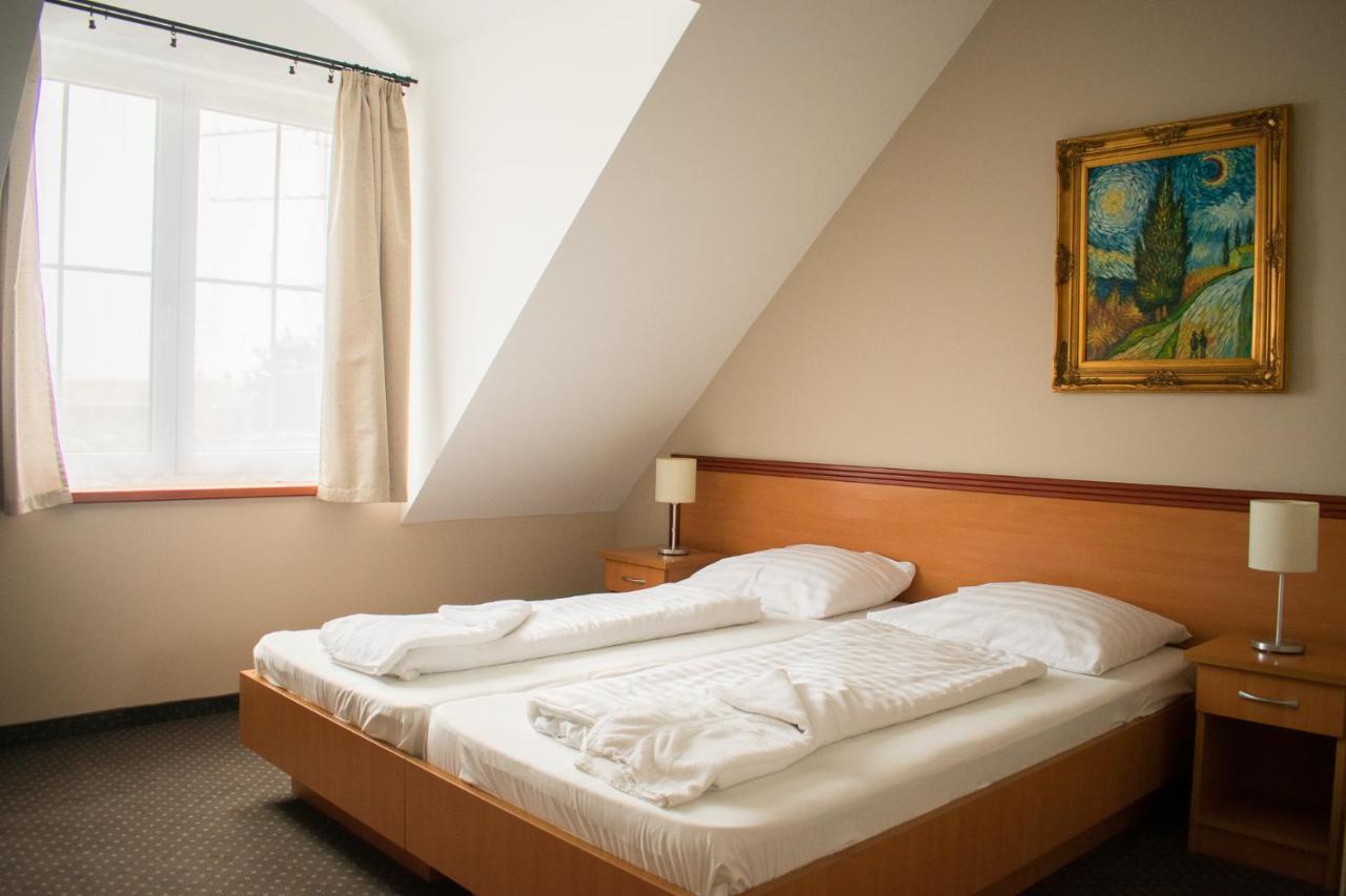 P4W Hotel Residence Szombathely Luaran gambar