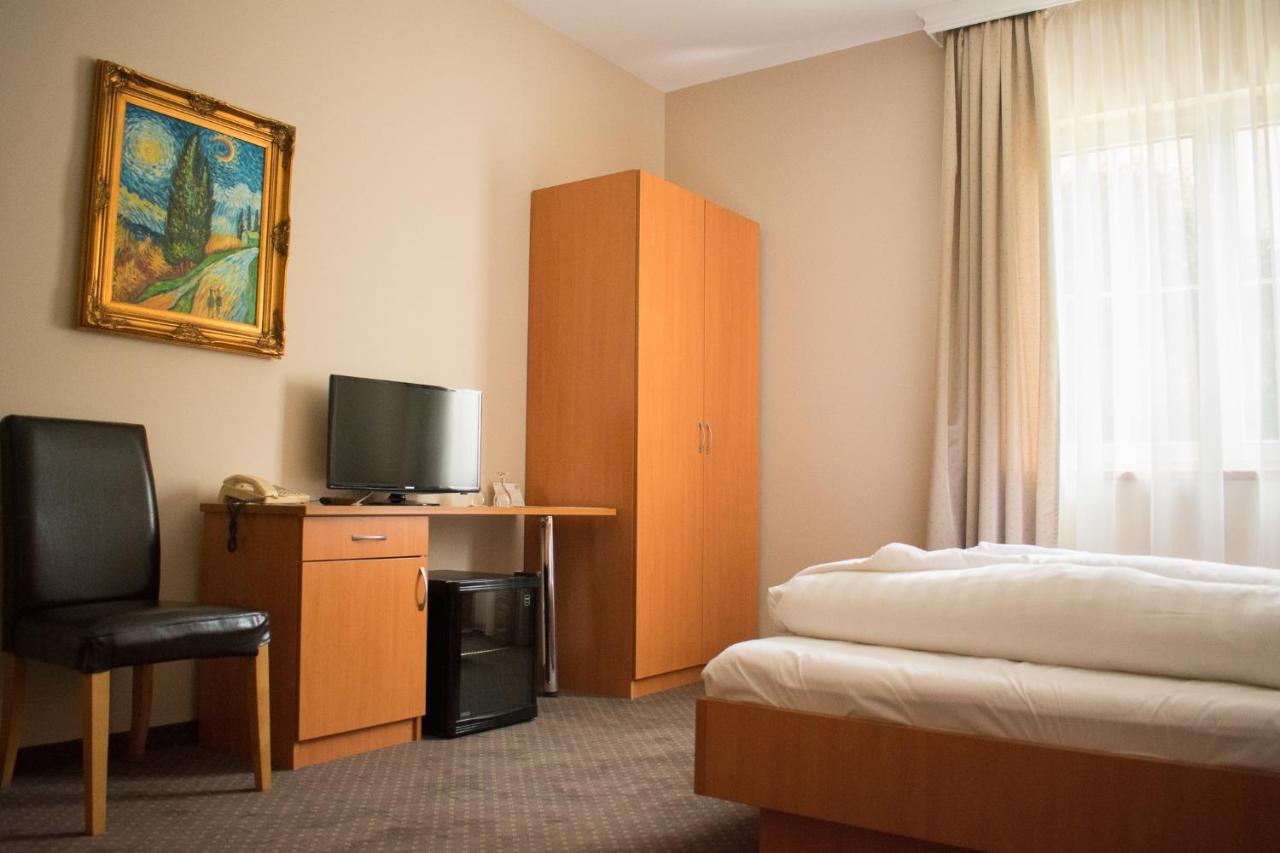 P4W Hotel Residence Szombathely Luaran gambar