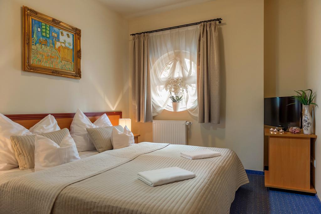 P4W Hotel Residence Szombathely Bilik gambar